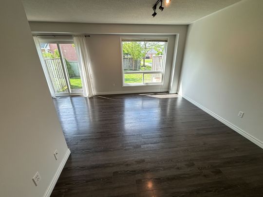 For Lease - 5205 Glen Erin Drive Unit# 38A, Mississauga, Ontario - Photo 1