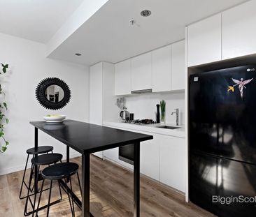 ONE BEDROOM PLUS STUDY IN DESIRABLE ARK DEVELOPMENT! - Photo 3