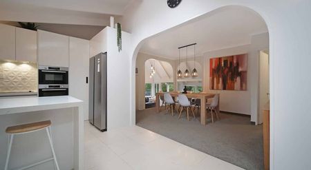 Rare Family Sanctuary in Nature - Photo 4