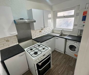 1 Bed Flat, Wall End Court, E6 - Photo 6