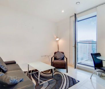Studio to rent - Photo 6