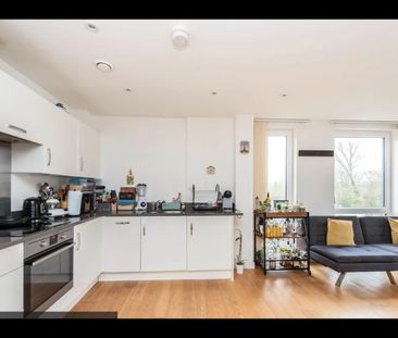 2 Bed Flat, Lighterage Court, TW8 - Photo 4
