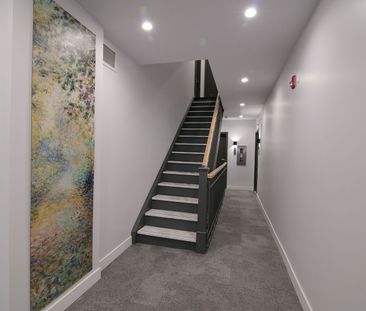 3730 Chemin Queen Mary, Montréal, QC - Photo 1