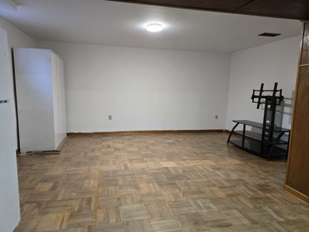 For Lease - 37 Cameo Crescent Unit# Bsmt, Toronto, Ontario - Photo 3