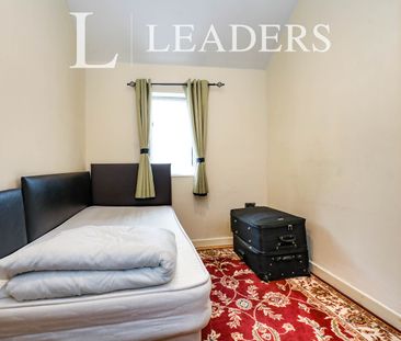 2 bedroom house to rent West Street, Northampton, Northamptonshire,... - Photo 2