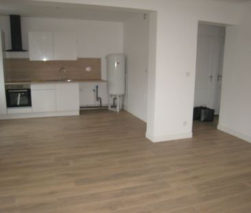 Location Appartement 2 pièces 54m² VALENCIENNES 59300 - Photo 5