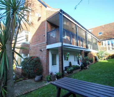 1 bedroom end of terrace house to rent - Photo 3