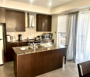 For Lease - 142 Salterton Circle, Vaughan, Ontario - Photo 5