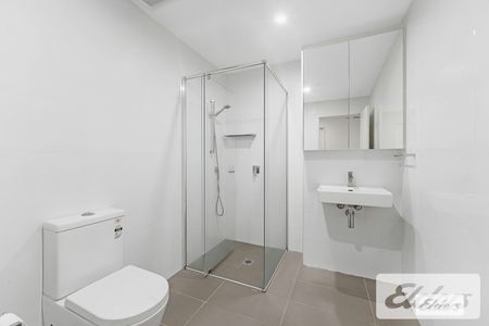 30/2 Bouvardia Street - Photo 2