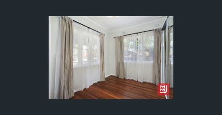 4 Bedroom Coastal Home in an Exceptional Location - Photo 4