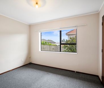 Two Bedroom Unit in Panmure - Photo 3