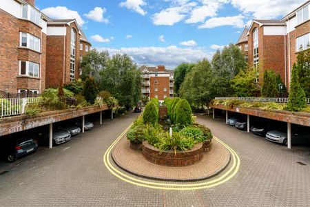 The Sweepstakes Ballsbridge , Ballsbridge, Dublin 4 - Photo 3