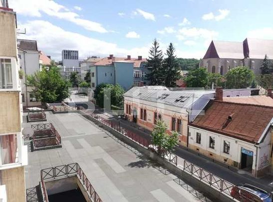 Apartament 3 camere, 65 mp, se mobileaza la cerere, zona Piata Stefan cel Mare - Fotografie 1