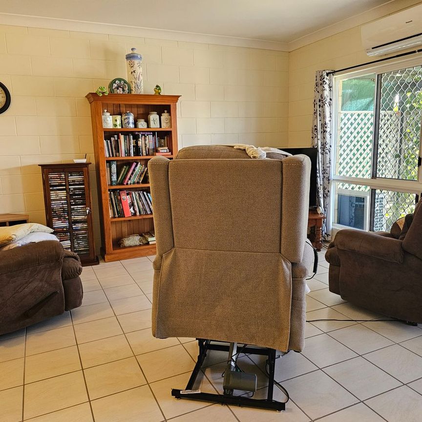 2 bedroom unit - Photo 1