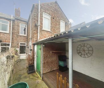 2 bedroom terraced house to rent - Photo 6