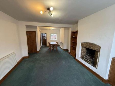 Church Road, Lymm, WA13 - Photo 2