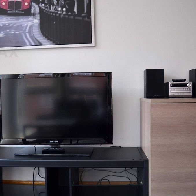 2 room luxury Apartment for rent in Madrid, Spain - Photo 1