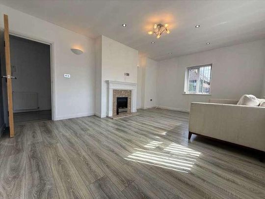 East Lodge, Holly Park Gardens, Finchley, Finchley, N3 - Photo 1