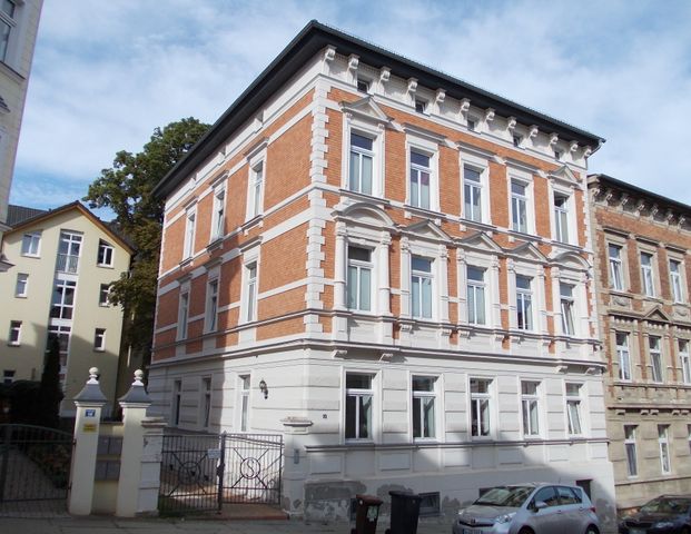 Große 4-Raum Dachgeschosswohnung zu vermieten * frei ab 01.09.2025 - Photo 1