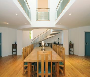 6 bedroom detached house to rent - Photo 2