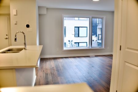 For Lease - 701 Glenroy Gilbert Drive Unit# 21, Barrhaven, Ontario - Photo 2