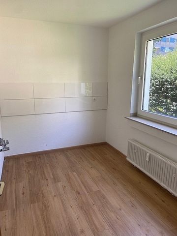 Schöne 3-Zimmer- EG Wohnung in Wuppertal Vohwinkel - Photo 4