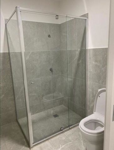 Spacious & Modern 3-Bedroom Townhouse In Prime Craigieburn Location - Photo 4