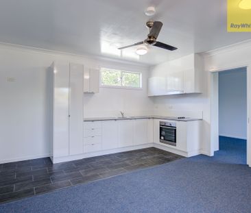 Modern 2 Bedroom Home - Photo 5