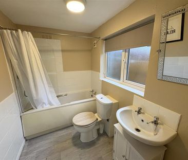 3 bedroom terraced house to rent - Photo 6