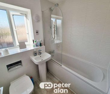 Chapel Field Way, Newport, NP19 - Photo 6