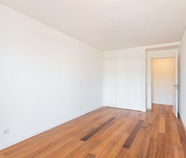 3 Bedroom Apartment with parking, Estrela, Lisboa - Photo 2