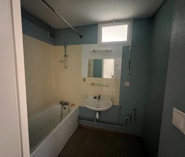 Location - Appartement T3 - 53 m² - Grand-Charmont - Photo 4