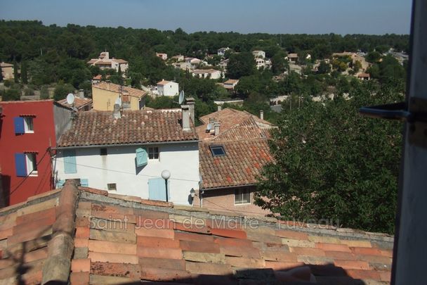 Au calme - Maison de Village T3 - Photo 1