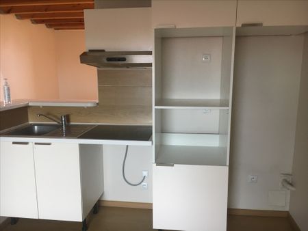 Location Appartement 1 pièce 34m² - Photo 4