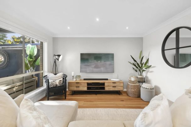 Stunning Family Entertainer with Sought-After Plateau Address - Photo 1