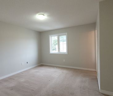 For Lease - 28 Arcadia Drive, Wasaga Beach, Ontario - Photo 5