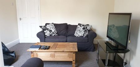 5 bedroom terraced house to rent - Photo 2