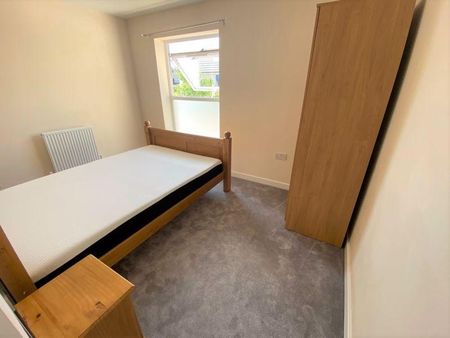 3 bedroom detached house to rent - Photo 3