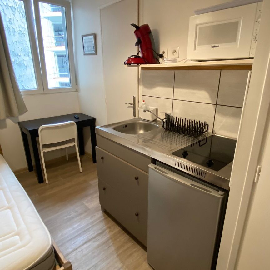 Location / Studio meublé - Photo 1