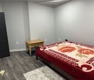 For Lease - 4 Brennan Road Unit# Room 1, Ajax, Ontario - Photo 1