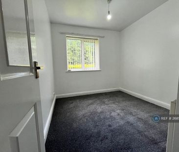 2 bedroom maisonette to rent - Photo 3