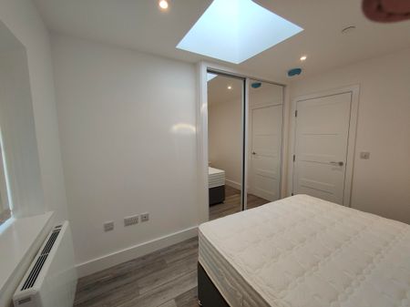 The Kingsway, Swansea, SA1 5LE - Photo 5