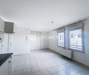 Apartment - Photo 2