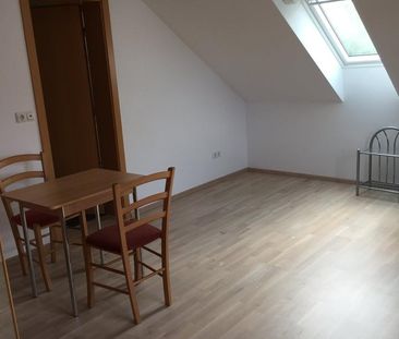 Schöne 1- Zimmer DG- Wohnung in München-Harthof - Foto 3