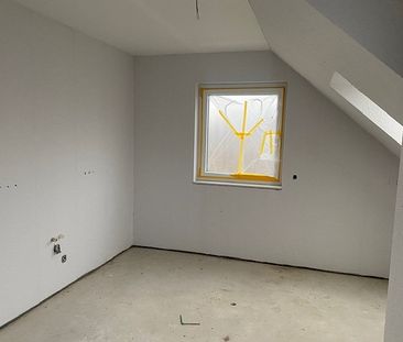 Erstbezug moderne OG Wohnung in schicken Neubau mit 4 Wohnungen - Photo 4