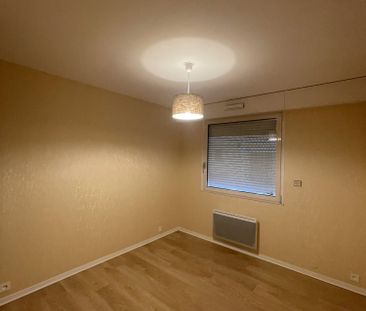 Location Appartement 3 pièces 68m² LES SABLES D OLONNE 85100 - Photo 4