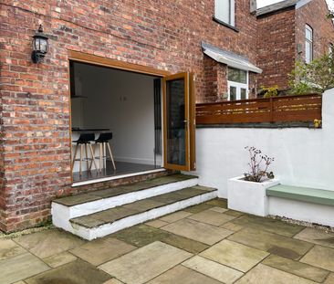 3 Bed Terraced House, Longford Road, M21 - Photo 2