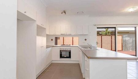 44 Yarra Crescent, Kelso - Photo 5