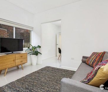 6 Carlisle Street, Ashfield NSW 2131 - House For Rent | Domain - Photo 3