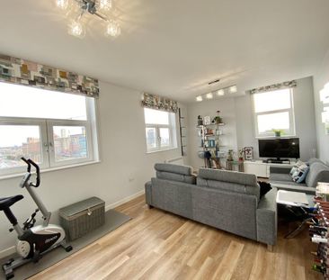 2 bedroom flat to rent - Photo 1